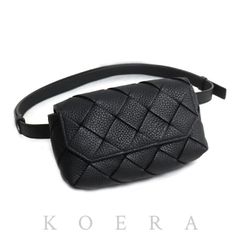 BOTTEGAVENETA ボッテガヴェネタ マキシイントレチャート ディアゴ ボディバッグ ブラック 805773V4FV18803 IC ベルトバッグ メンズ 中古 美品
