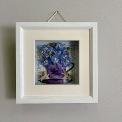 押し花とガラス細工の立体額装アート / 押し花 ドライフラワー ガラス細工 犬 アート 額縁 フレーム ホワイト インテリア 壁掛け