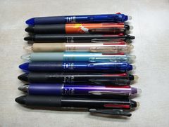 M784【中古】PILOT パイロットFRIXIONフリクション 3COLORS 多色ボールペン 9本セット