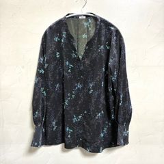 Moomin Motorcycle 美品 IENA(イエナ) ストライプフラワー 前ボタンVネックブラウス 花柄 長袖 - メルカリ