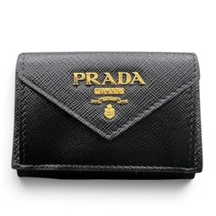 PRADA 상태매우좋음 プラダ SAFFIANO METAL サフィアーノ メタル 三つ折り財布 1MH021 サフィアーノレザー NERO ブラック ロゴプレート コンパクトウォレット ミニ Aランク 鑑定済 중고 プラダ財布