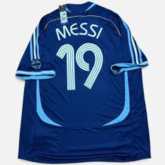 新品タグ付 アルゼンチン代表 2006 アウェイ 復刻 メッシ 19 MESSI W杯デビュー 星2つ adidas 正規品 半袖 海外XL JN3709