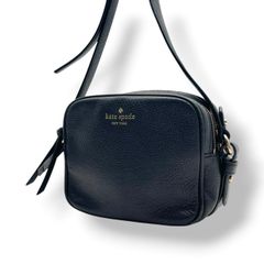 kate spade ケイトスペード パイパー ショルダーバッグ WKRU3925 ブラック レザー 本革 ゴールド金具 斜めがけ クロスボディ ダブルファスナー ロゴ レディース コンパクト 通勤 通学 お出かけ マルベリーストリート S96
