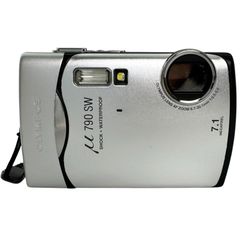 OLYMPUS オリンパス OLYMPUS u790SW デジタルカメラ【中古】【送料無料】