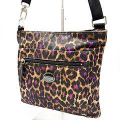 COACH コーチ ショルダーバッグ ナイロン レオパード 肩掛け 斜め掛け ヒョウ柄 2WAY クロスボディ ポシェット 外ポケット メタルロゴプレート レディース カジュアル スタイリッシュ 軽量 ギフト プレゼント