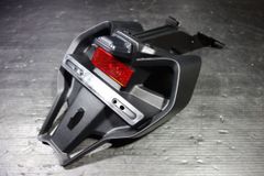 リアフェンダー ナンバー灯 リフレクター ヤマハ 純正 TMAX560 SJ21J 新車外し？ #R20260923