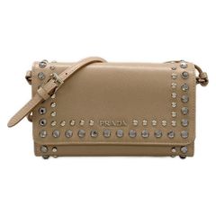 PRADA(プラダ) 財布 ベージュ ショルダーウォレット/ビジュー レザー