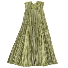 新品同様 PLEATS PLEASE プリーツプリーズ プリーツ ノースリーブ ミニ ワンピース チュニック フレア PP41-JT505 カットソー 3 カーキ系 レディース 古着 中古 USED