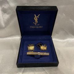 상태좋음 Yves Saint Laurent イヴ・サンローラン ネクタイピンとカフスのセット 専用ボックス付き 管理の90