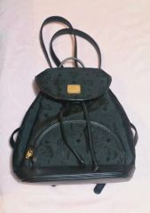MCM エム シー エム モノグラム バックパック ブラック