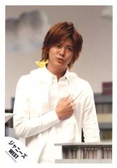 중고 生写真 ジャニーズ ジャニーズWEST 小瀧望 上半身・衣装白・右手胸・目線右・顔傾げ 公式生写真