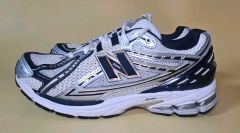 270 New Balance 1906 M1906RA シルバー