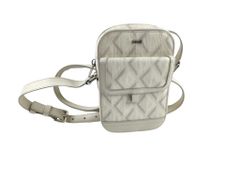Dior ディオール ショルダーバッグ CDダイヤモンド ヒットザロード ベージュ系 PVC レザー ユニセックス シルバー金具 美品