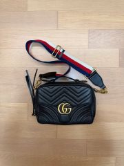 グッチ GGマーモント キルティング トップハンドル ショルダーバッグ