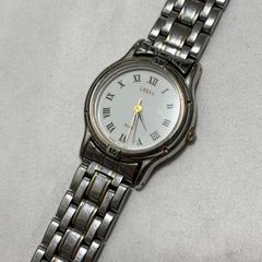 배송비 무료 SEIKO セイコー ALBA アルバ URBAN アーバン V701-1S90 ホワイト×シルバー クォーツ腕時計 電池切れ 動作未確認 고장·부품용 品扱い 중고 품목