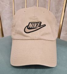 ナイキ ボールキャップ 帽子 ベージュ