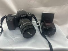 J01 Nikon F-601 QUARTZ DATE フィルム一眼レフ ＋ NikonスピードライトSB-24 現状品