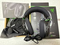 美品 Razer BlackShark V2 USBサウンドカード付 動作確認済 箱付