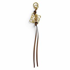 美品 LOEWE ロエベ C821232X01 タン アナグラム レザー バッグチャーム キーリング キーホルダー ブラウン ゴールド金具 レディース