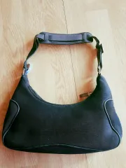 ブランド フェラガモ (正規品) キューティー 可憐な デザインの ショルダーバッグ レディー スーツハンドバッグ