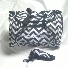 MOSISO　スポ－ツバック　2wy　ホワイト×ブラック　ビニ－ルバック