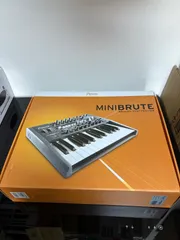 Arturia MiniBrute 2 | シンセ・キーボード,ARTURIA