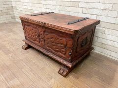 1632 彫刻のトランク　収納ケース　センターテーブル　木箱　アジアン家具　台 1632 彫刻のトランク 収納ケース センターテーブル 木箱 アジアン家具