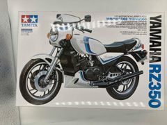 あ*さ様 Yamaha RZ250R 1/15 プラスチックモデルキット - メルカリ