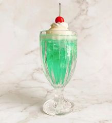 喫茶店のキラキラクリームソーダ   メロン　フェイクスイーツ ペーパーウエイト  スイーツデコ
