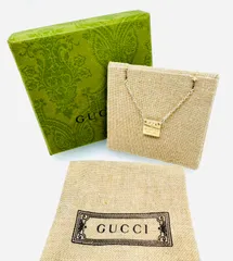 美品 GUCCI グッチ 【スクエア プレート ロゴ ネックレス シルバー Ag925】箱付き