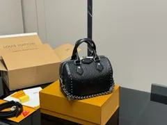 【今日特価】Louis Vuitton Rivet Pillow Bag ルイ・ヴィトン リベット ピロー バッグ