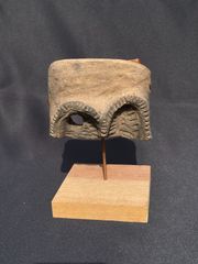 伊賀燭台 (いがしょくだい)　辻厚成 陶芸作品　 希少／共箱 伊賀燭台 (いがしょくだい) 辻厚成 陶芸作品 希少／共箱 - メルカリ