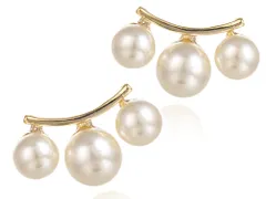 ピアス レディース 大粒 3連 パール ゴールド ジュエリー アクセサリー シンプル カジュアル 大人 ワンポイント プレゼント