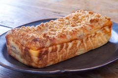 青森県産りんごを使った「リンゴのチーズケーキ」