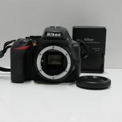 Nikon D5600 ボディ USED超美品 デジタル一眼レフカメラ APS-C Wi-Fi Bluetooth SHOT数少4434回 デジイチ 完動品 中古 CP9362