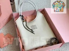 MIU MIU 2025年新作 トートバッグ - スタイリッシュな大型サイズ (35×32cm) [本日特価|新品未使用品]-WT0輸入