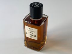 잔량 약 90% 이상 CHANEL N°5 EAU DE TOILETTE 샤넬 넘버 5 오드 트와레 118ml 향수 병 타입 중고품