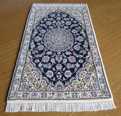 MUNIカーペット ラグ 61 x 122 cm - メルカリ