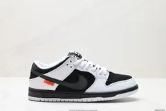 2024年最新】TIGHTBOOTH NIKE SB DUNK LOWの人気アイテム - メルカリ