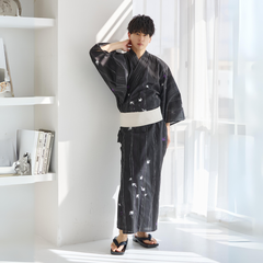 新品 メンズ 浴衣3点set 浴衣 浴衣セット 帯 帯セット 黒 ブラック 夕凪の燕ちらし　ワンタッチ角帯　大人かっこいい Y4-61