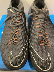 新品未使用☆サッカースパイクNIKE ナイキ　ファントム　ヴェノム　２７cm NIKE ナイキ ファントム ヴェノム エリート AG-PRO(ブラック