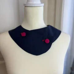 ボタンが可愛いレトロなつけ襟　付け襟　大人服　ファッション小物　新品　ハンドメイド　ネイビー　シック　シンプル　ナチュラル　コットンリネン　麻　綿　クラシカル　かわいい　上品　レディース　原宿　ガーリー　ナチュラル