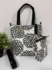 【裁縫ストア・ボヌール】北欧風　花柄　ビッグダリア柄　トートバッグ　ポーチ　ハンドバッグ　ショルダーバック　ハンドメイド　大人かわいい/No.500-368