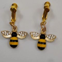 蜂のイヤリング