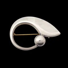 2025年最新】ジョージジェンセンブローチの人気アイテム - メルカリ