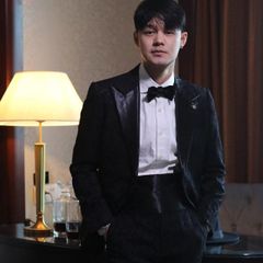 アン・ヒョソプ直筆サイン入り超大型写真‥Ahn Hyo-seop… - メルカリ