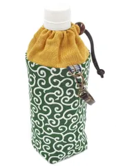 【新着商品】ペットボトル入れ 和雑貨 和小物 ペットボトルカバー 和柄 保温 保冷 ハンドメイド 唐草模様 500ml用 日本製 ペットボトルケース 手作り工房FUJITA