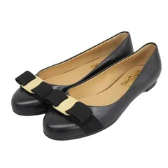 極美品▲Salvatore Ferragamo サルヴァトーレフェラガモ VARINA ヴァラリボン レザーパンプス ブラック ゴールド金具 5 箱・保存袋付き イタリア製 レディース