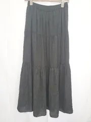 ◇ ⊂ niko and … ニコアンド 総柄 ロング フレア ティアード スカート サイズL ブラック ダークグレー レディース E  【1506110015099】