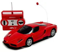 ドリフトラジコン　フェラーリ トイザらス】4,999円で購入できるラフェラーリのドリフト